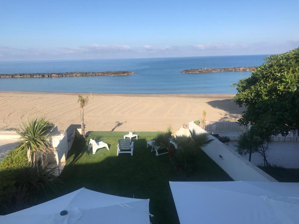 Villa A Diamante Sulla Spiaggia Belvedere Marittimo Eksteriør billede